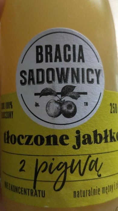 Zdjęcia - Sok tłoczone jabłko z pigwą Bracia Sadownicy