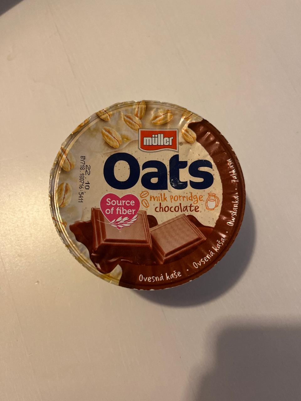 Zdjęcia - Müller Oats! Owsianka z sosem o smaku czekoladowym 160 g