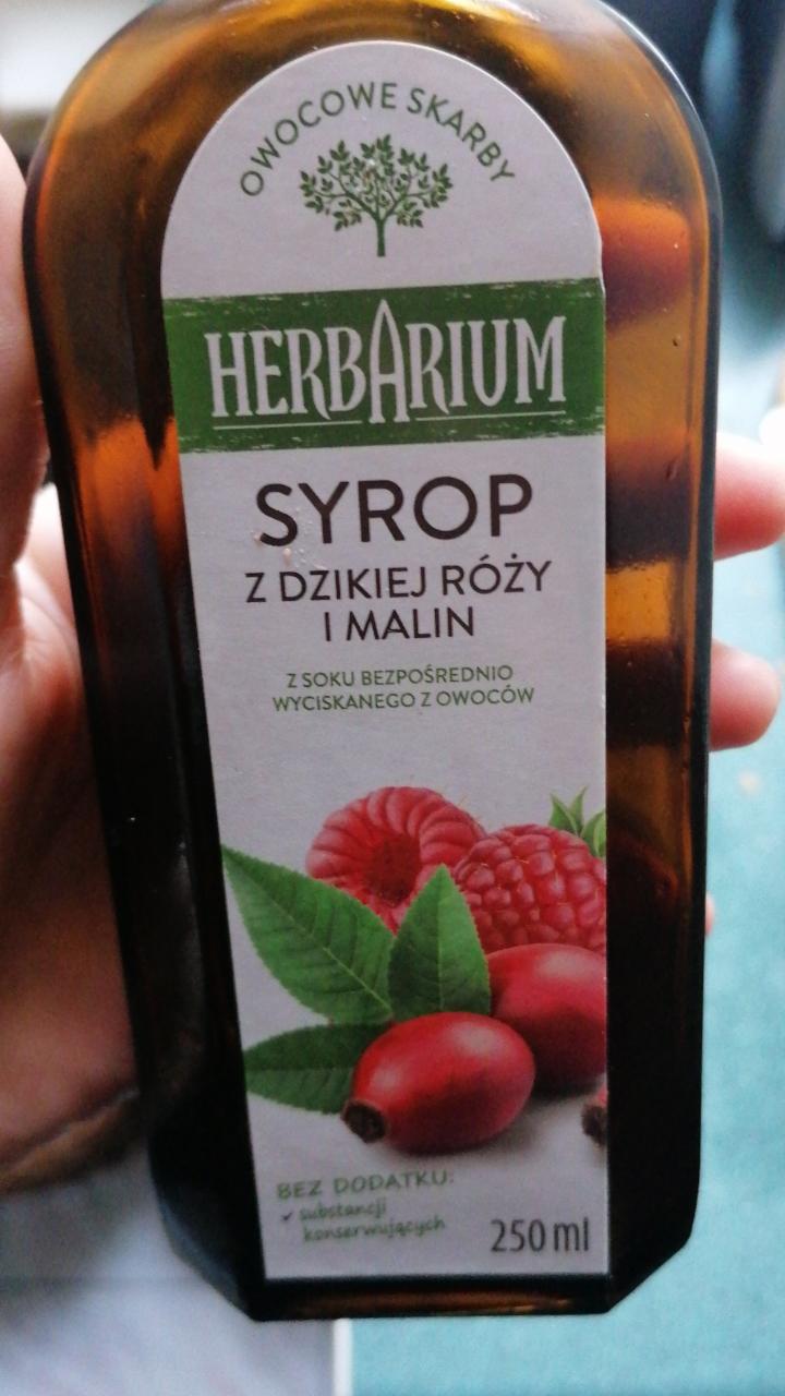 Zdjęcia - Syrop z dzikiej róży Owocowe skarby