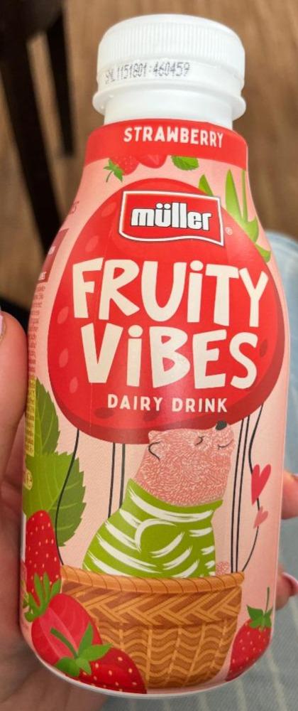 Zdjęcia - Fruity Vibes Strawberry Müller