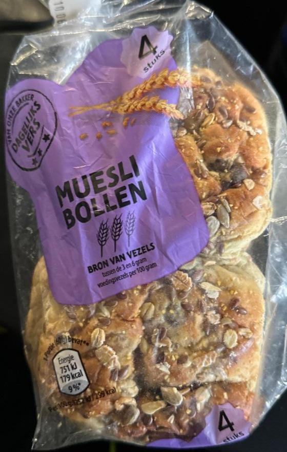 Zdjęcia - Muesli bollen Dagelijsk Vers