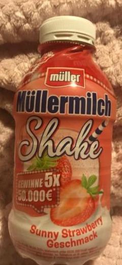 Zdjęcia - Mullermilch Shake sunny strawberry Müller