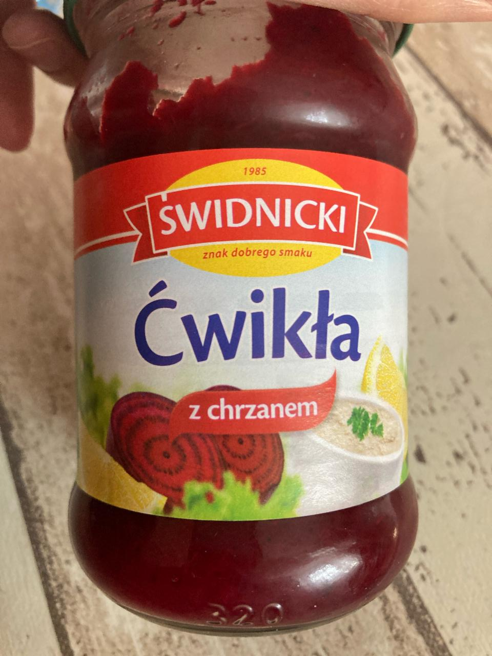 Zdjęcia - Ćwikła z chrzanem Świdnicki