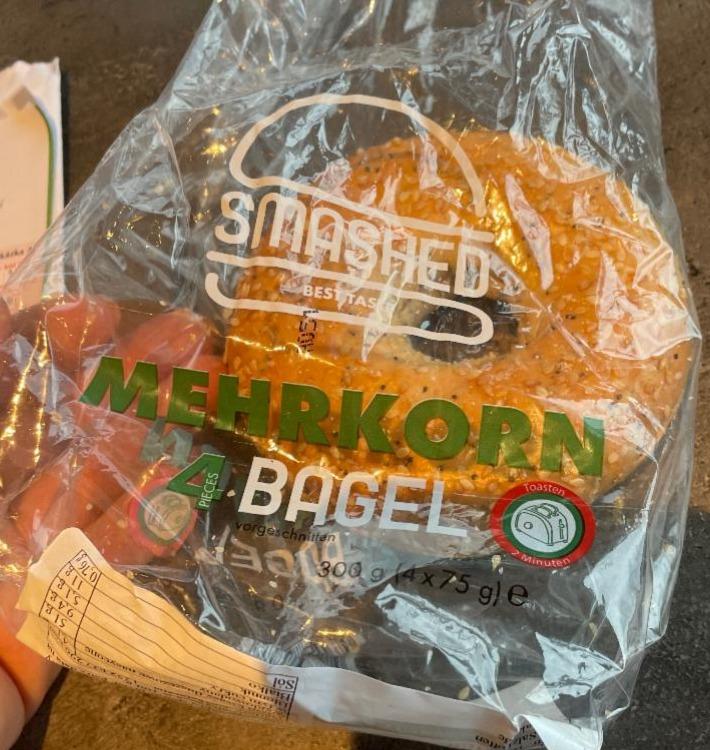 Zdjęcia - Best taste Mehrkorn Bagel Smashed