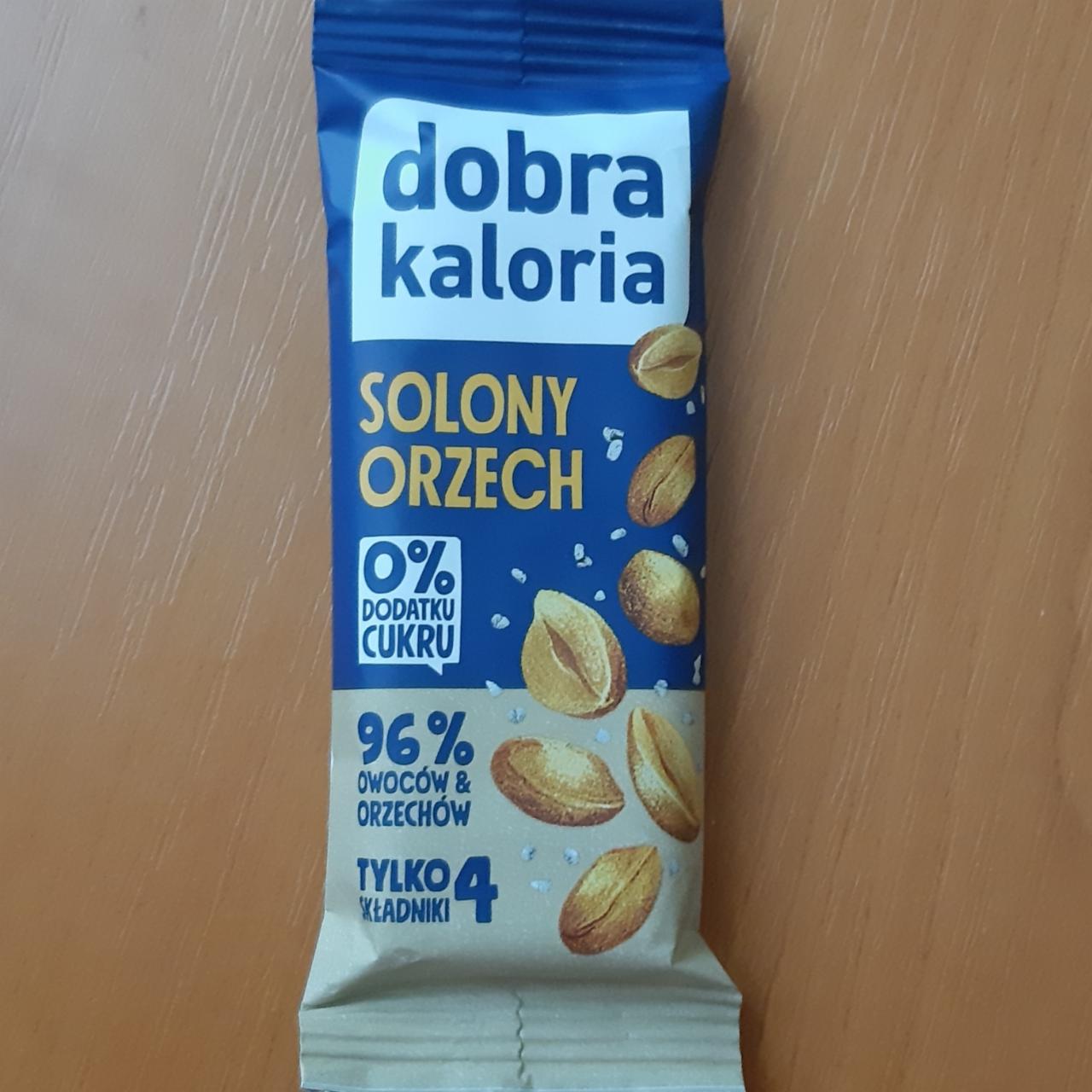 Zdjęcia - Dobra Kaloria Baton daktylowy solony orzech 35 g