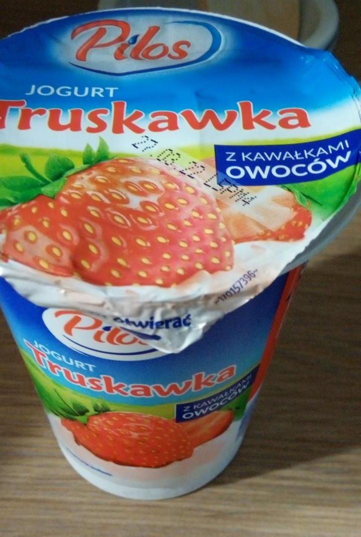 Zdjęcia - Jogurt Truskawka Pilos