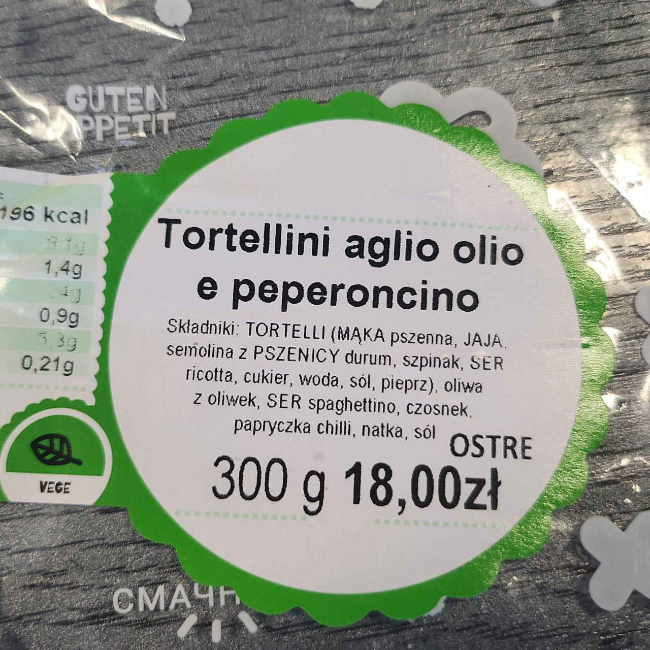 Zdjęcia - Tortellini aglio olio e peperoncino Ślimak