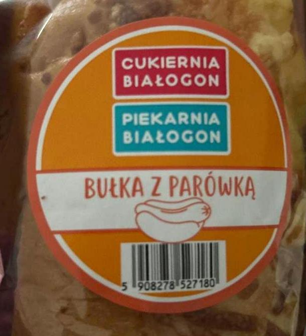 Zdjęcia - Bułka z parówką Piekarnia Białogon