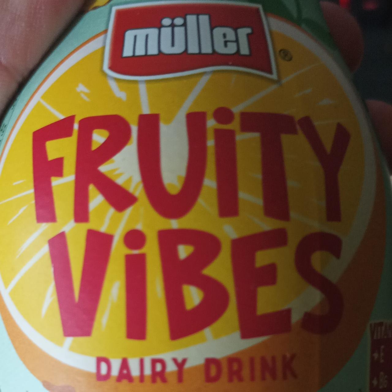 Zdjęcia - Müller Fruity Vibes Maślanka z wsadem 500 g