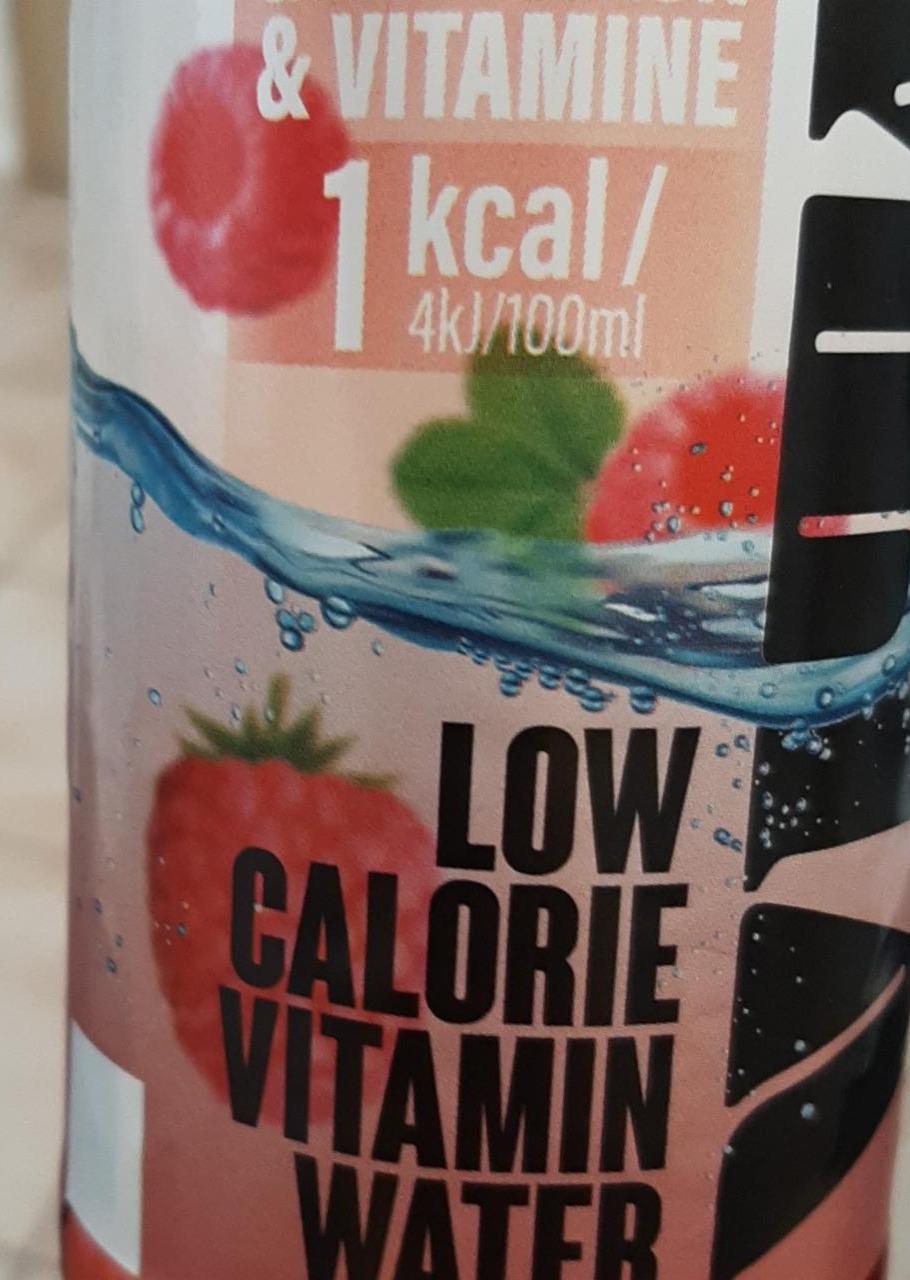 Zdjęcia - VitaVate Raspberry Vitamin Water