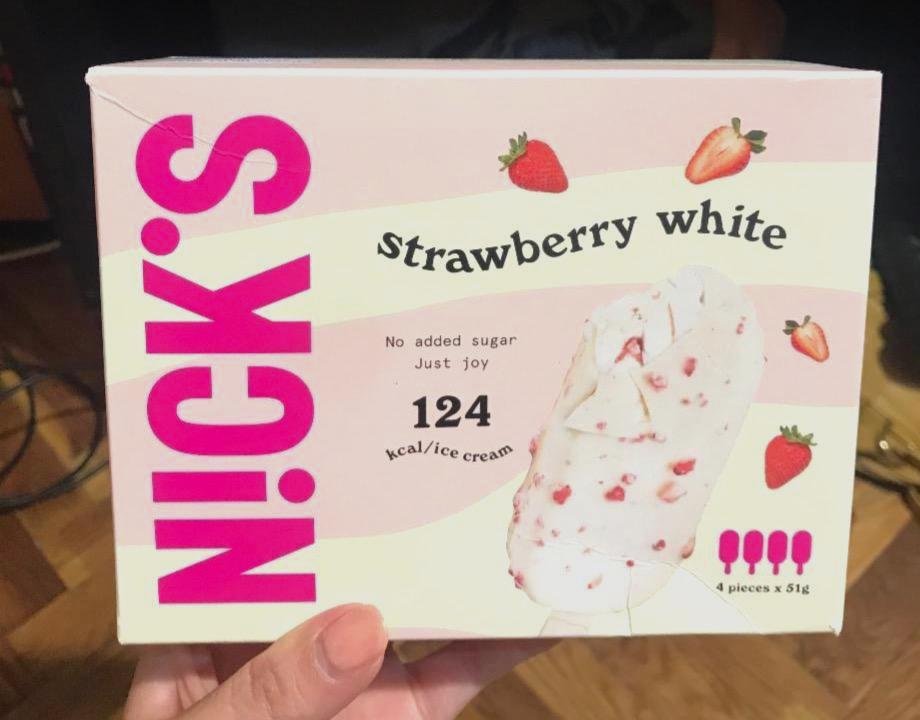 Zdjęcia - Strawberry white ice cream Nick’s