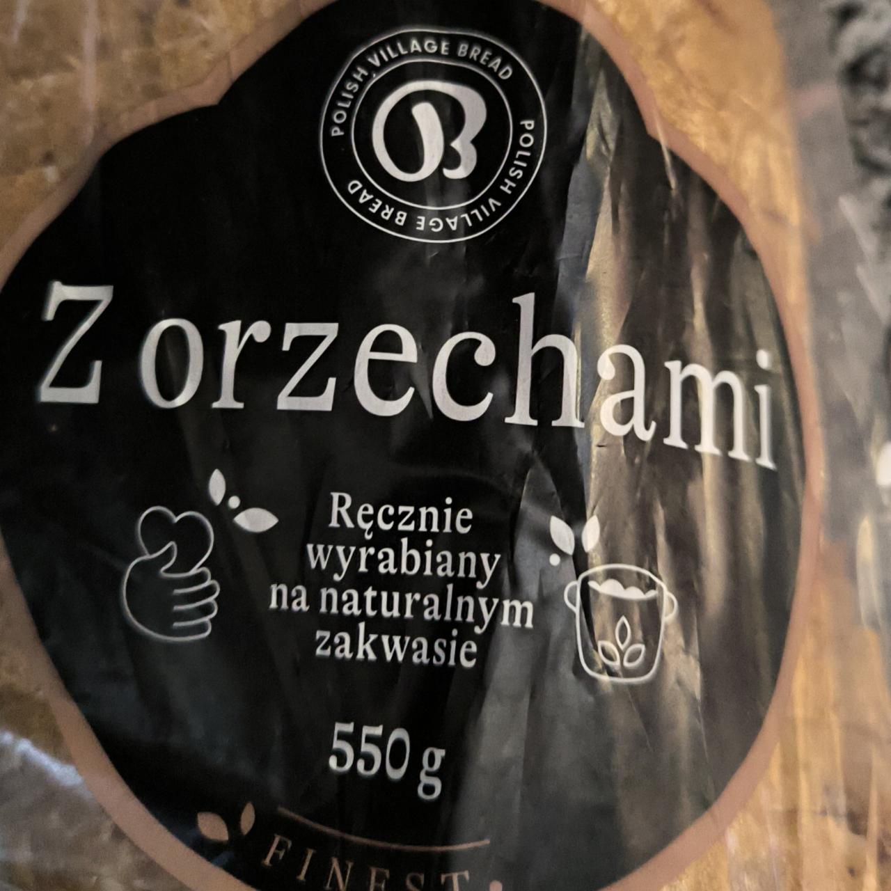 Zdjęcia - Chleb z orzechami na naturalnym zakwasie Polish village bread