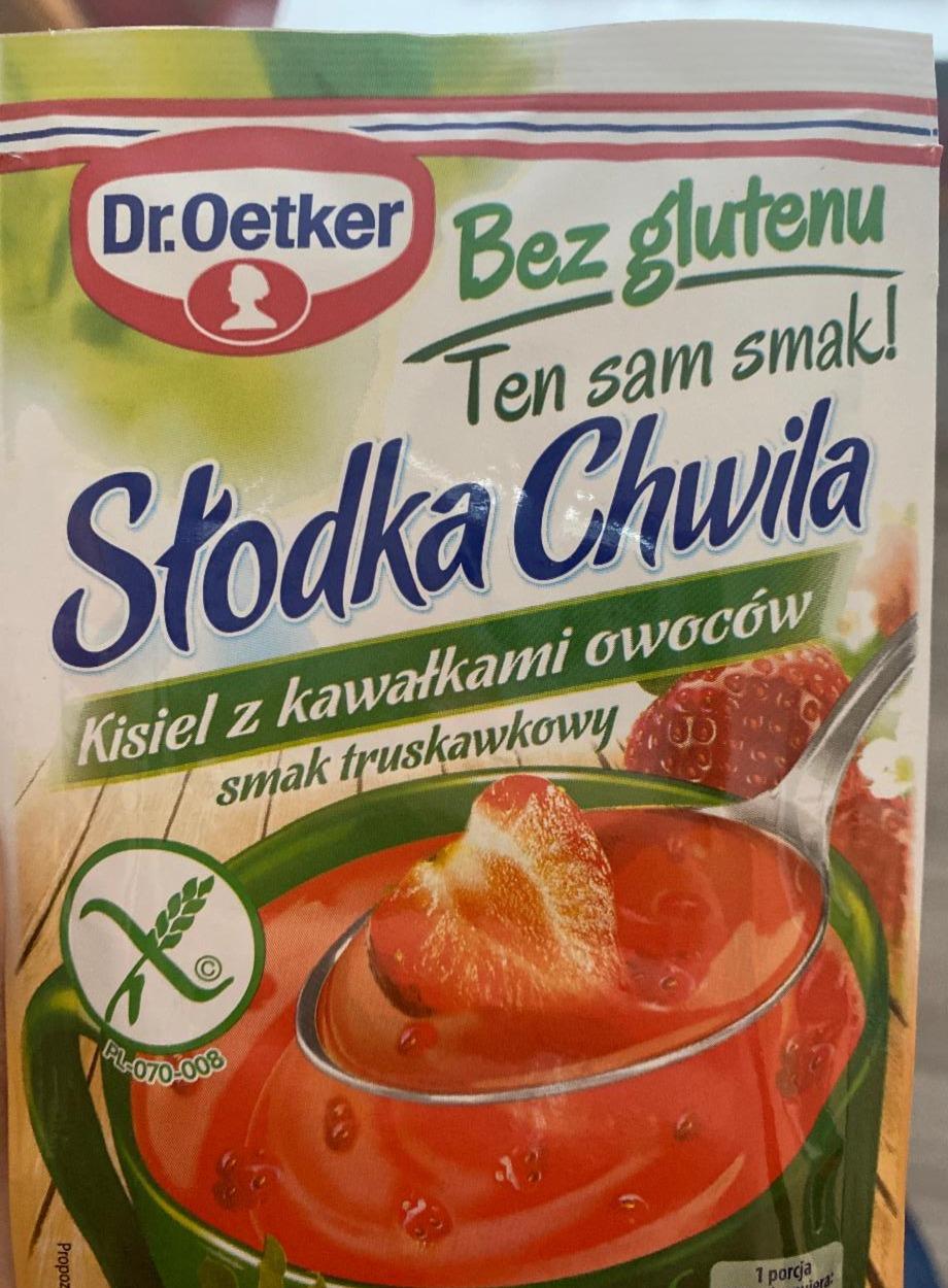 Zdjęcia - Słodka Chwila Kisiel z kawałkami owoców bez glutenu smak truskawkowy Dr.Oetker