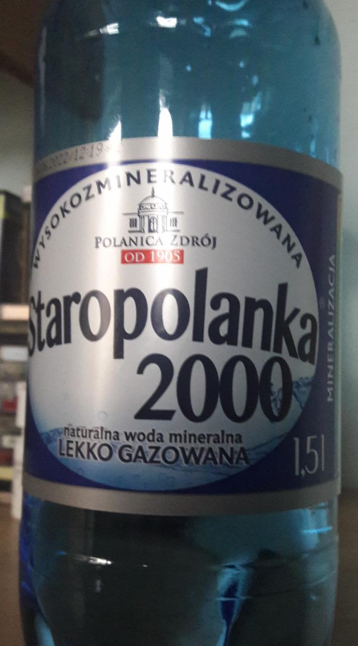 Zdjęcia - Woda Staropolanka 2000 lekko gazowana