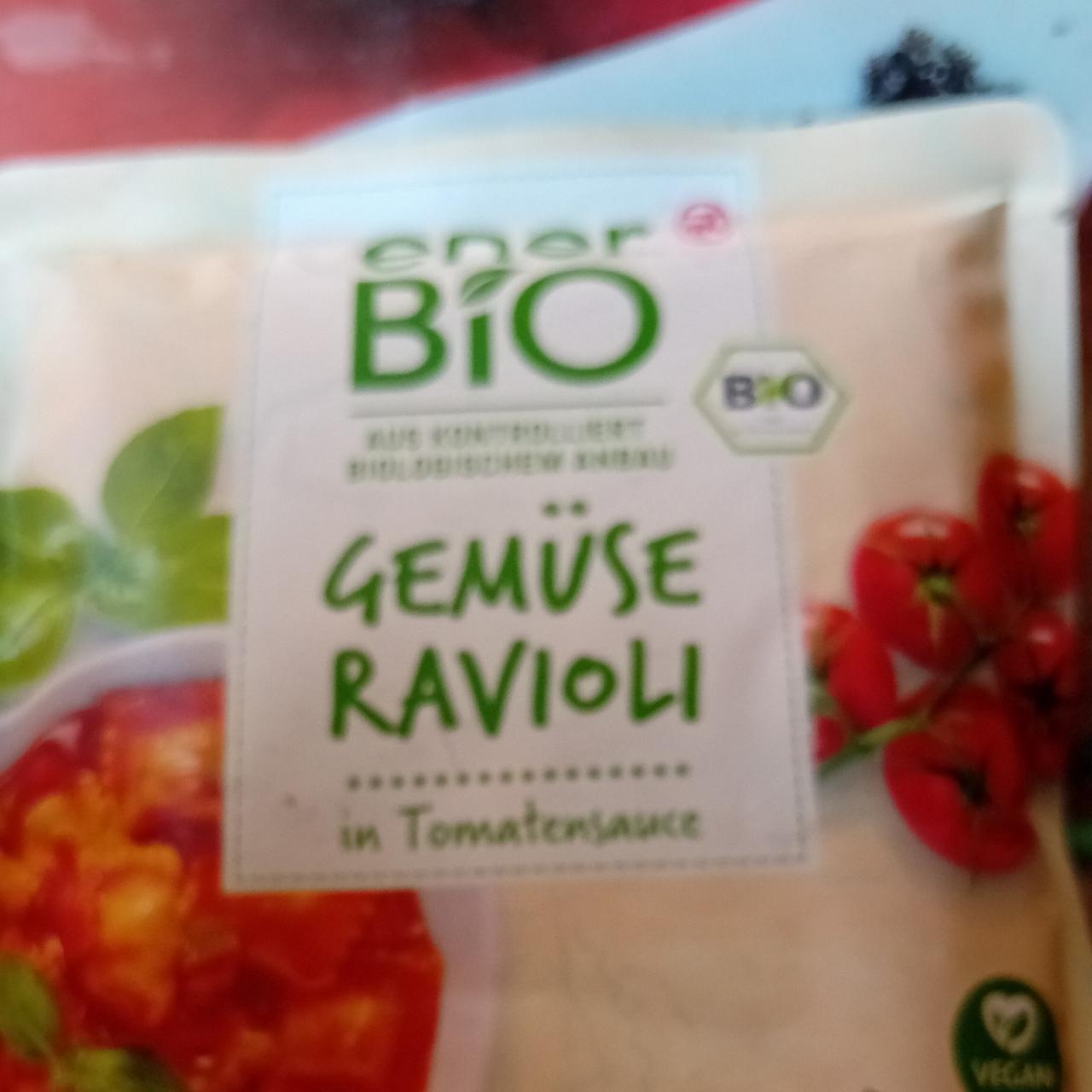 Zdjęcia - Gemüse ravioli in tomatensauce EnerBio