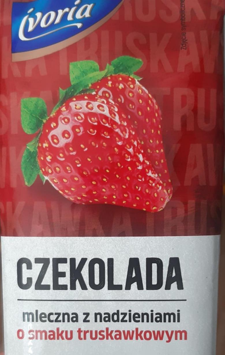 Zdjęcia - czekolada mleczna z nadzieniem o smaku truskawkowym Ivoria