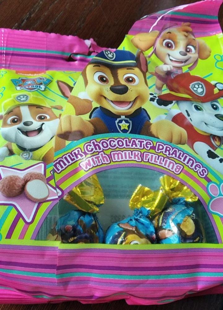 Zdjęcia - Milk chocolate pralines Paw Patrol