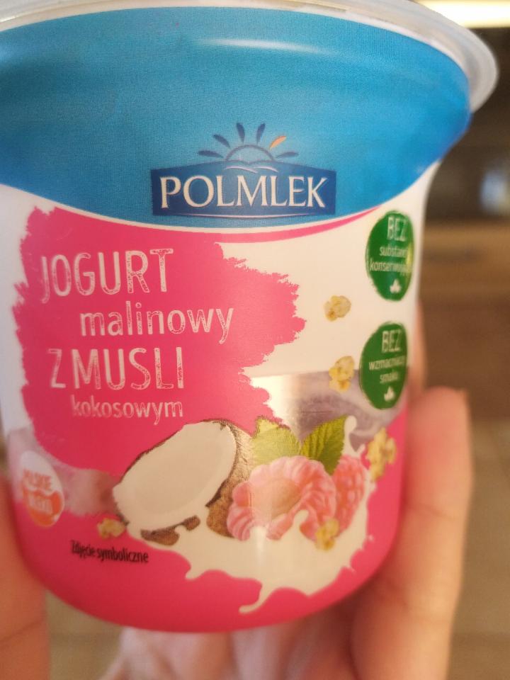 Zdjęcia - Polmlek Jogurt malinowy z musli kokosowym 210 g