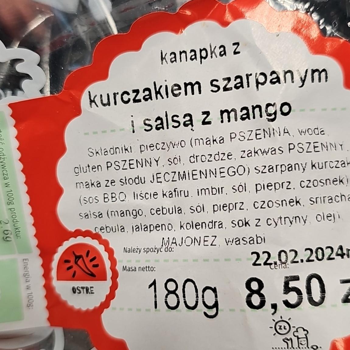 Zdjęcia - Kanapka z kurczakiem szarpanym i salsą z mango Ślimak