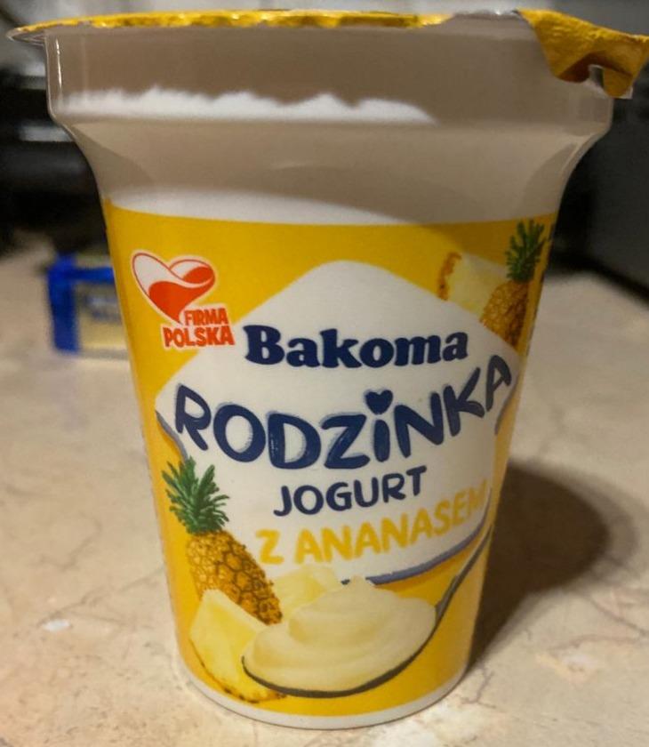 Zdjęcia - Rodzinka jogurt z ananasem Bakoma