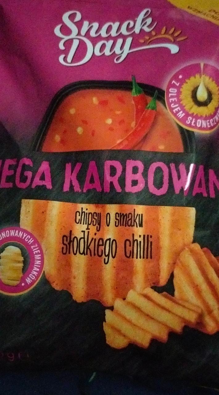 Zdjęcia - mega karbowane chipsy o smaku słodkiego chilli snack day