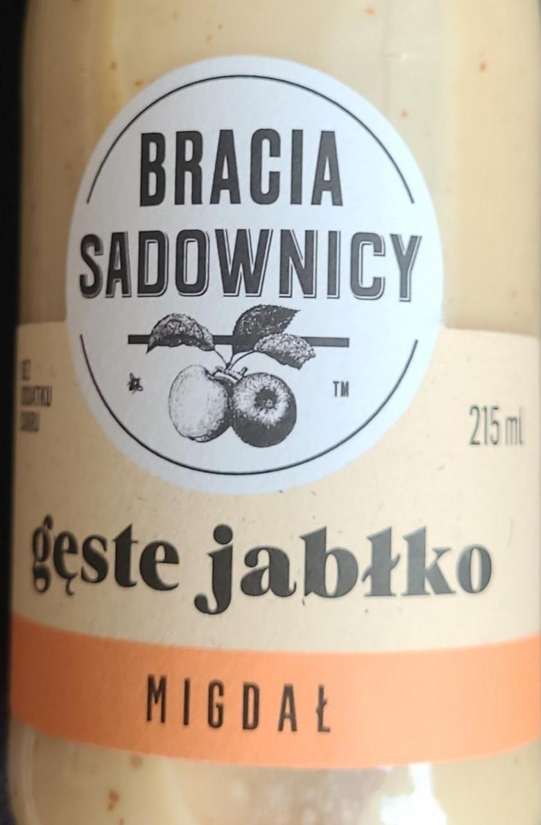 Zdjęcia - Smoothie gęste jabłko i migdał Bracia sadownicy