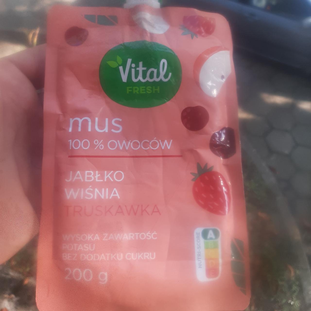 Zdjęcia - Mus jabłko wiśnia truskawka Vital fresh