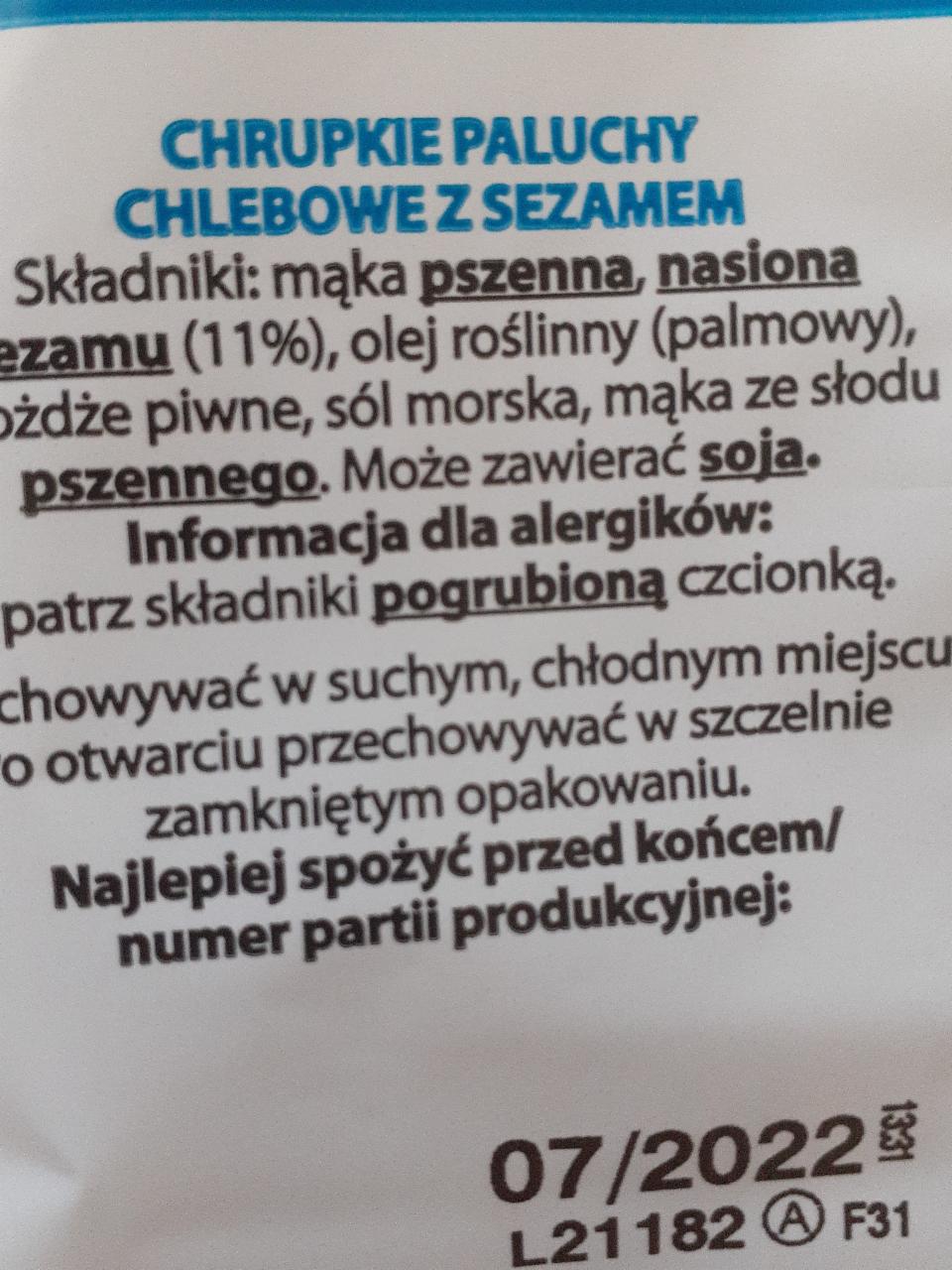 Zdjęcia - chrupkie paluchy chlebowe z sezamem