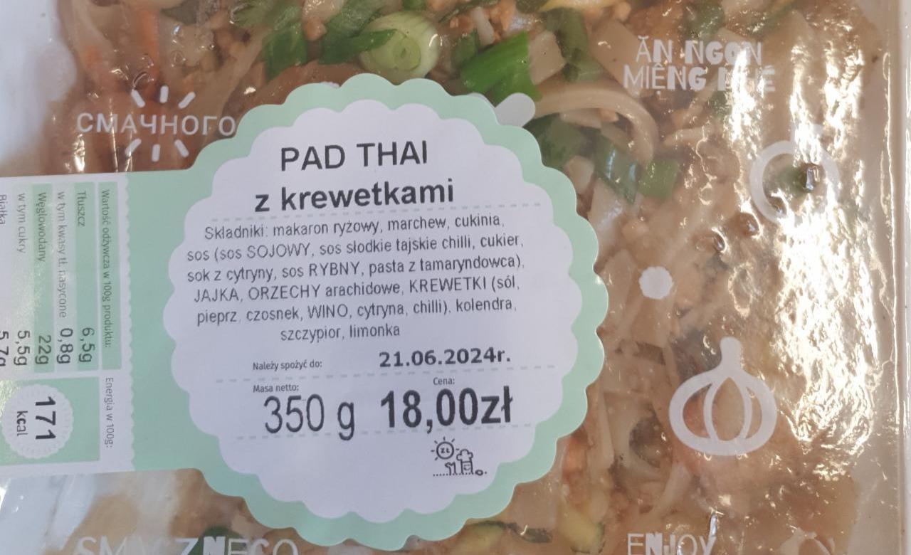 Zdjęcia - Pad thai z krewetkami Ślimak