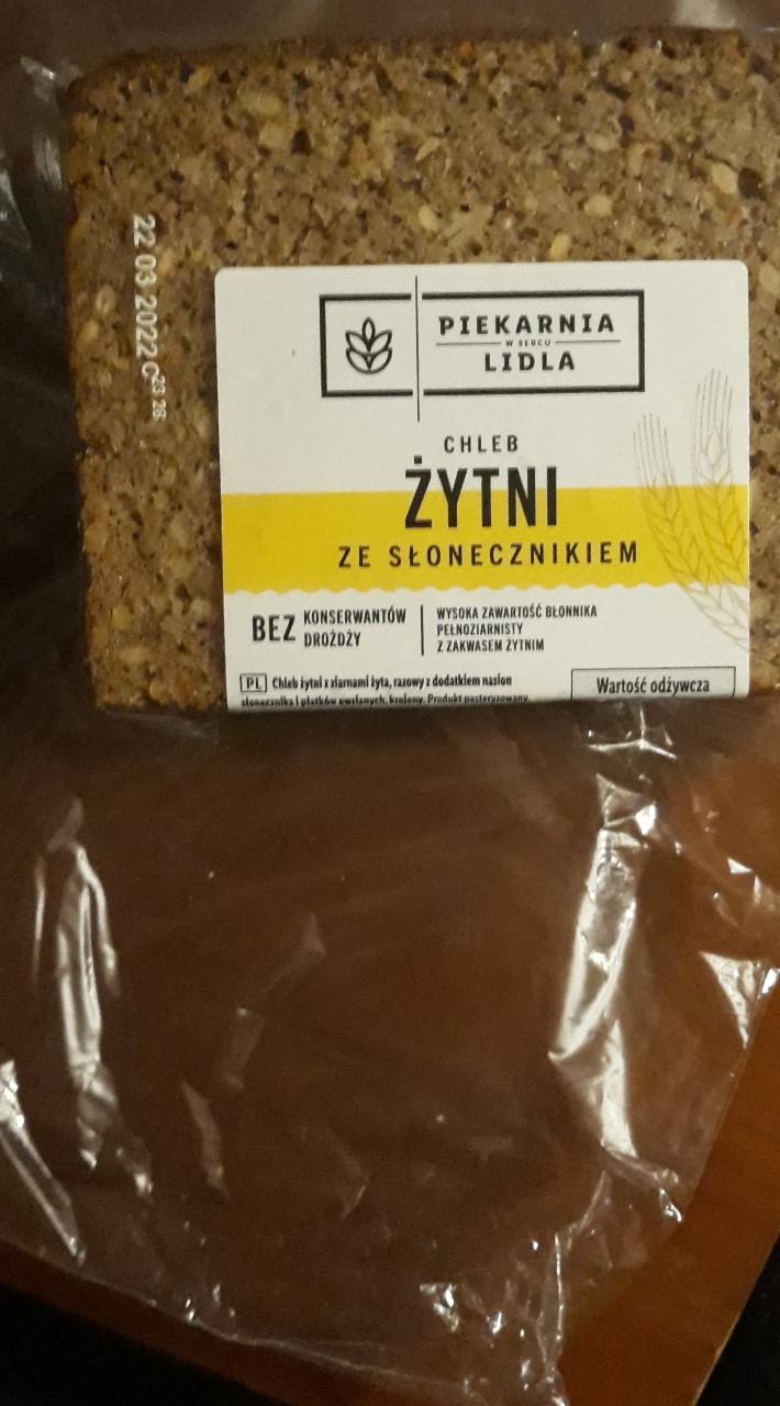 Zdjęcia - Chleb żytni ze słonecznikiem Piekarnia Lidla