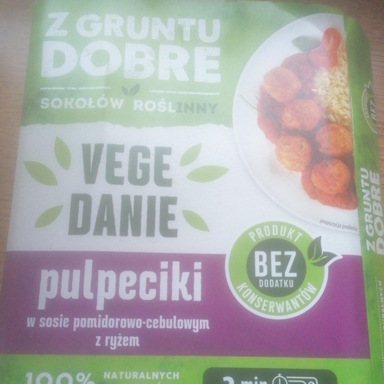 Zdjęcia - Vege danie klopsiki w sosie cebulowym z ryżem Sokołów roślinny