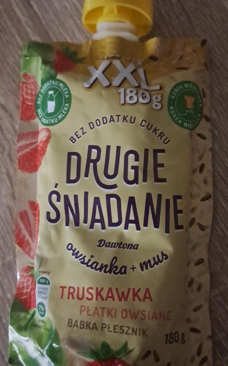 Zdjęcia - Drugie śniadanie Owsianka + mus truskawka płatki owsiane babka płesznik Dawtona