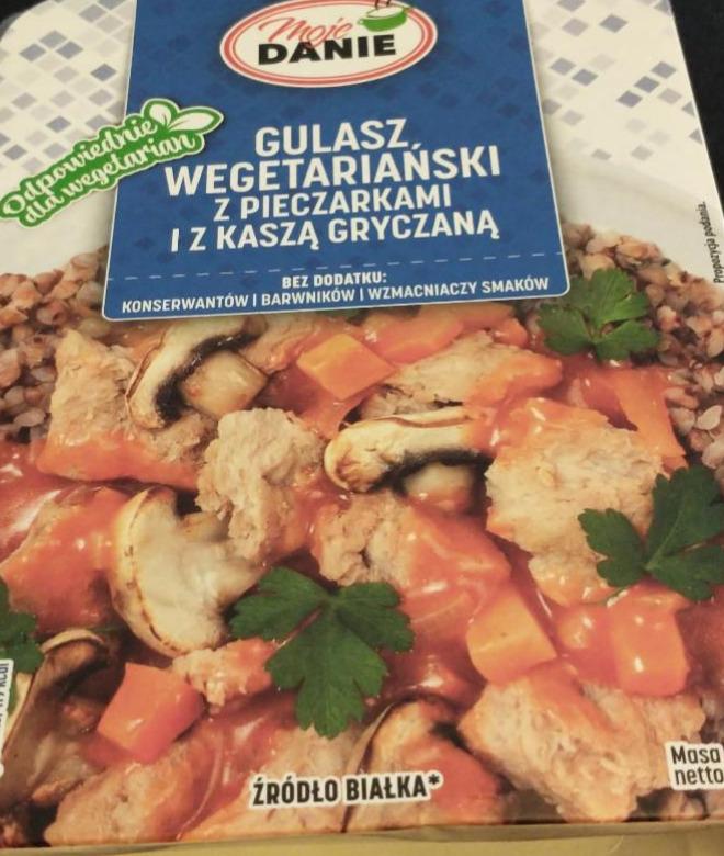 Zdjęcia - gulasz wegetariański z pieczarkami i z kaszą gryczaną Moje danie