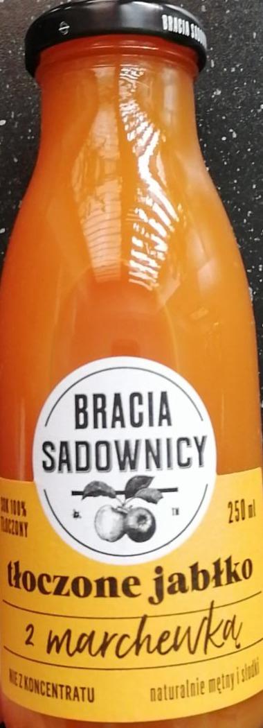 Zdjęcia - Tłoczone jabłko z marchewką Bracia Sadownicy