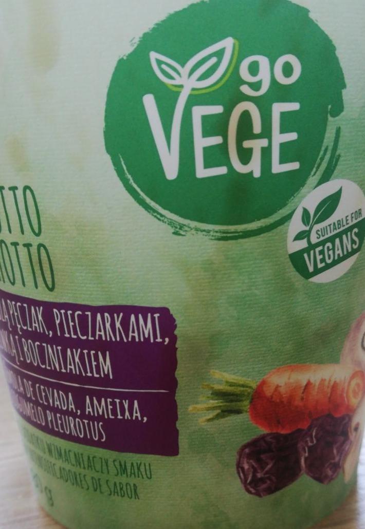 Zdjęcia - Kaszotto go Vege z kaszą pęczak, pieczarkami, śliwką i boczniaki