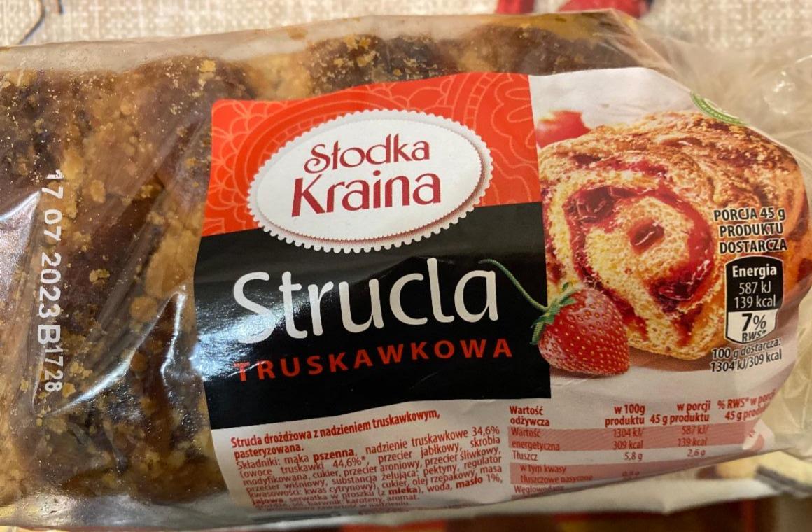 Zdjęcia - Strucla truskawkowa Słodka Kraina