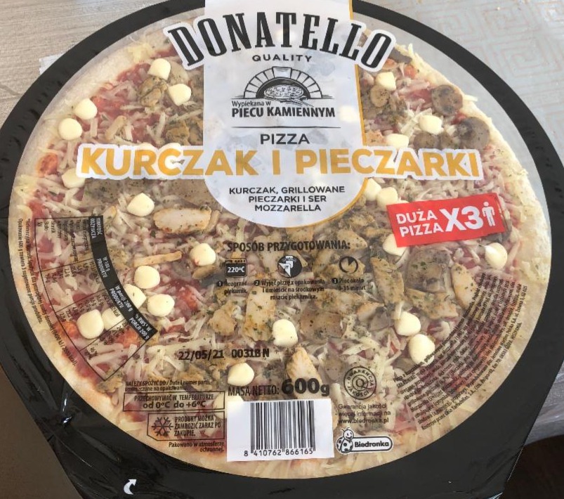 Zdjęcia - Pizza kurczak i pieczarki Donatello