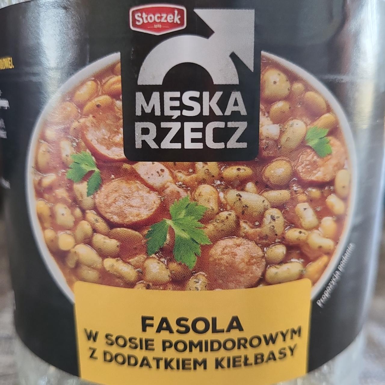 Zdjęcia - Fasola w sosie pomidorowym z dodatkiem kiełbasy męska rzecz stoczek