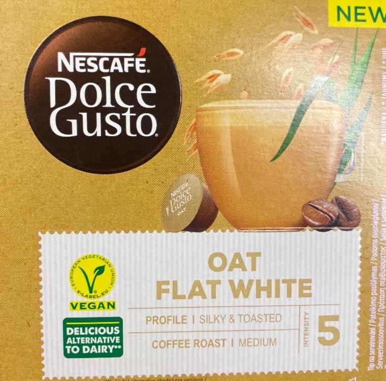 Zdjęcia - Nescafé Dolce Gusto Oat Flat White Rozpuszczalny napój kawowy z owsem 130,8 g (12 x 10,9 g)