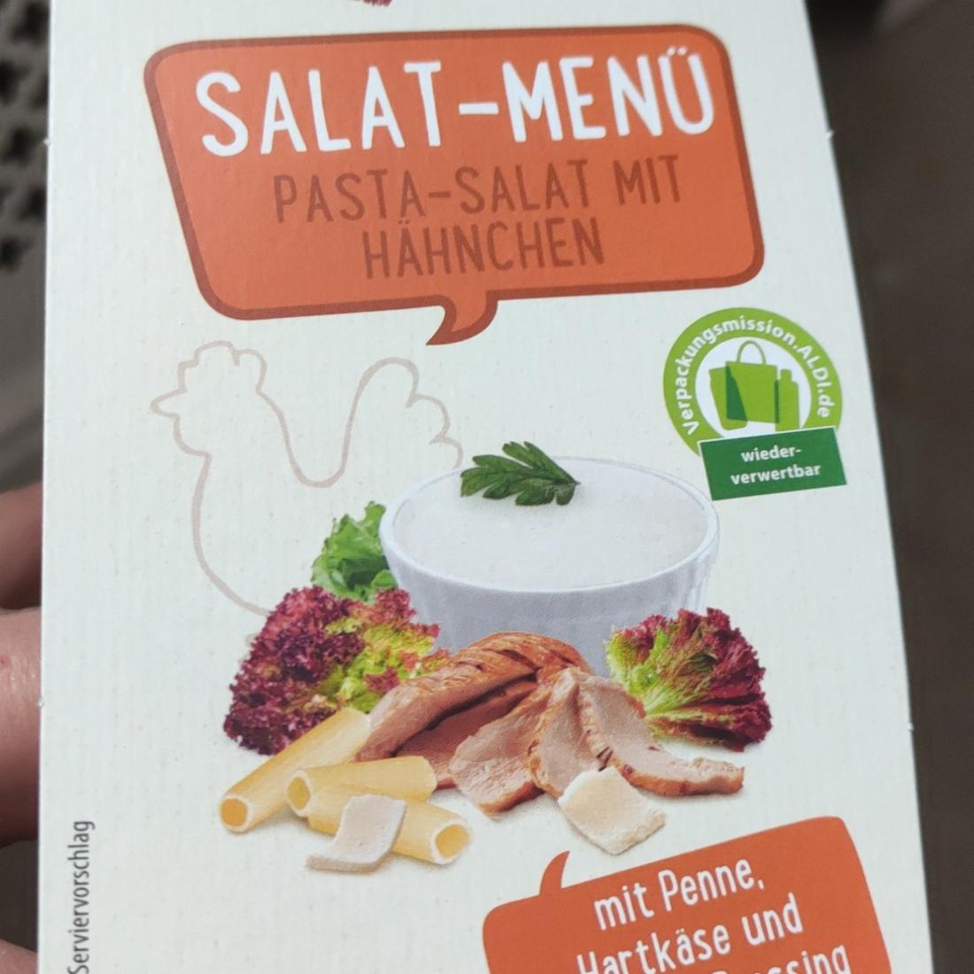 Zdjęcia - Sałatka makaronowa z kurczakiem Salat menü