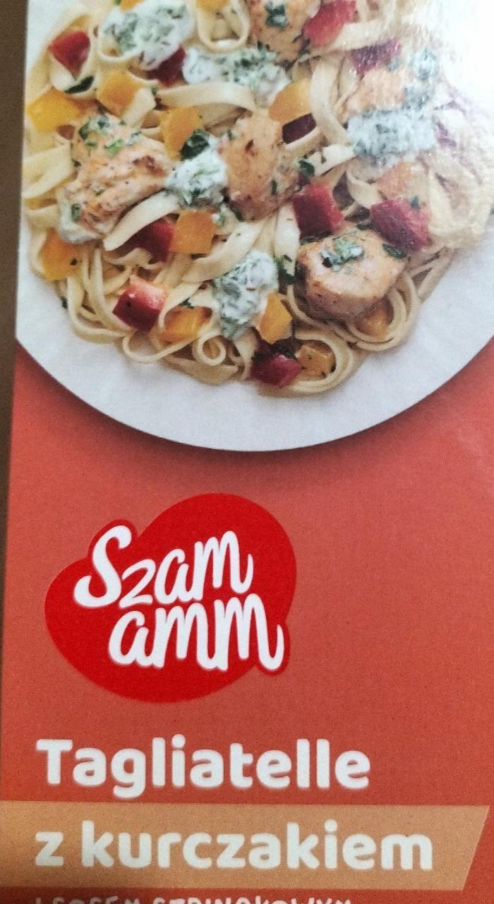 Zdjęcia - Tagliatelle z kurczakiem w sosie szpinakowym Szamamm