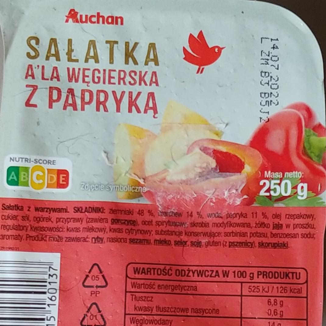 Zdjęcia - sałatka a'la węgierska z papryką Auchan