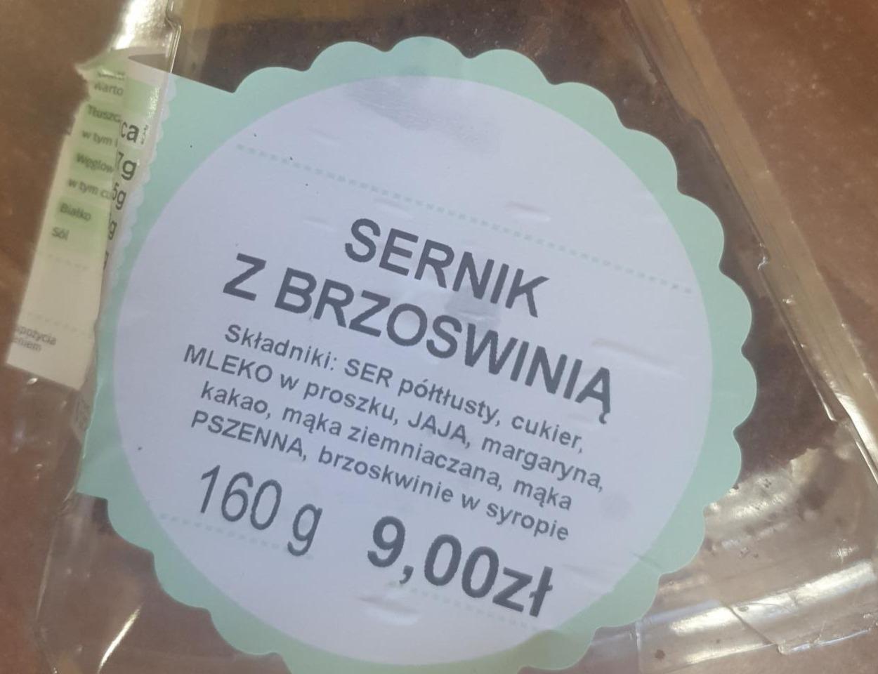 Zdjęcia - Sernik z brzoskwinią Ślimak