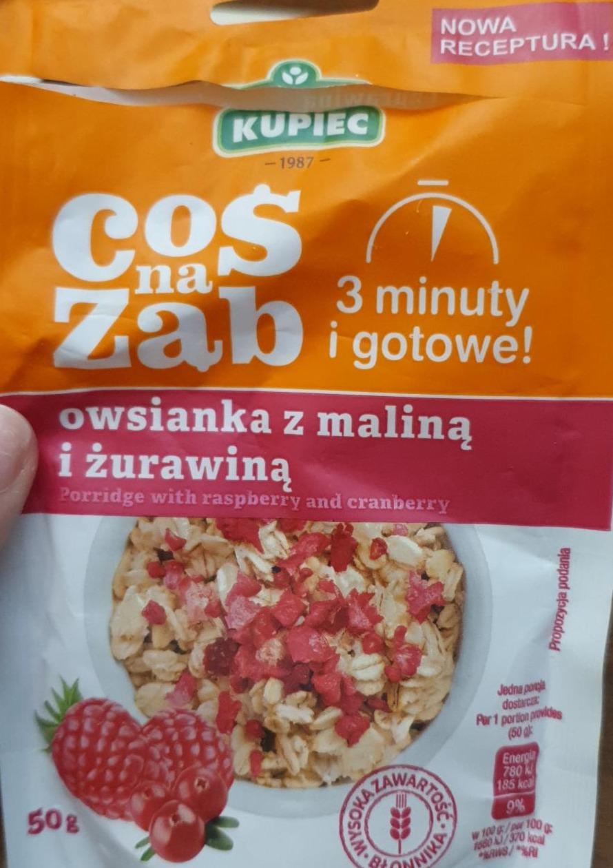 Zdjęcia - Owsianka z maliną i żurawiną Kupiec