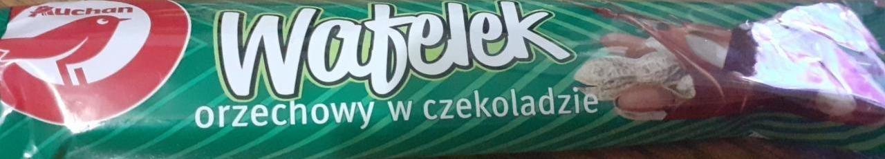 Zdjęcia - Wafelek orzechowy w czekoladzie Auchan