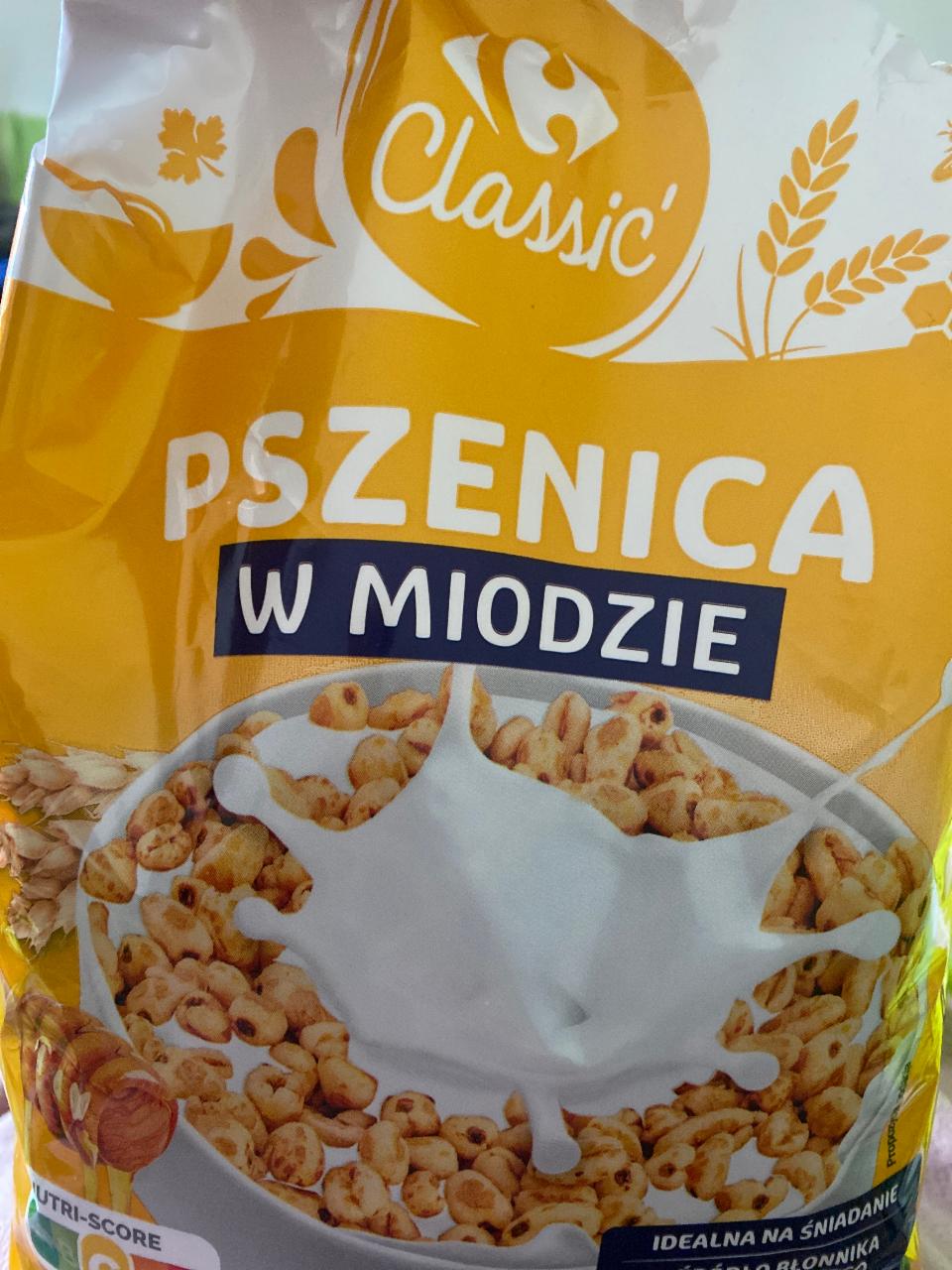 Zdjęcia - Płatki Pszenica Classic Carrefour