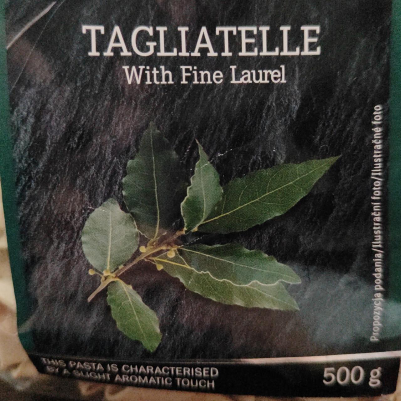 Zdjęcia - Tagliatelle with Fine Laurel Deluxe