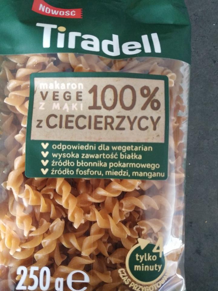 Zdjęcia - Makaron vege z ciecierzycy Tiradell