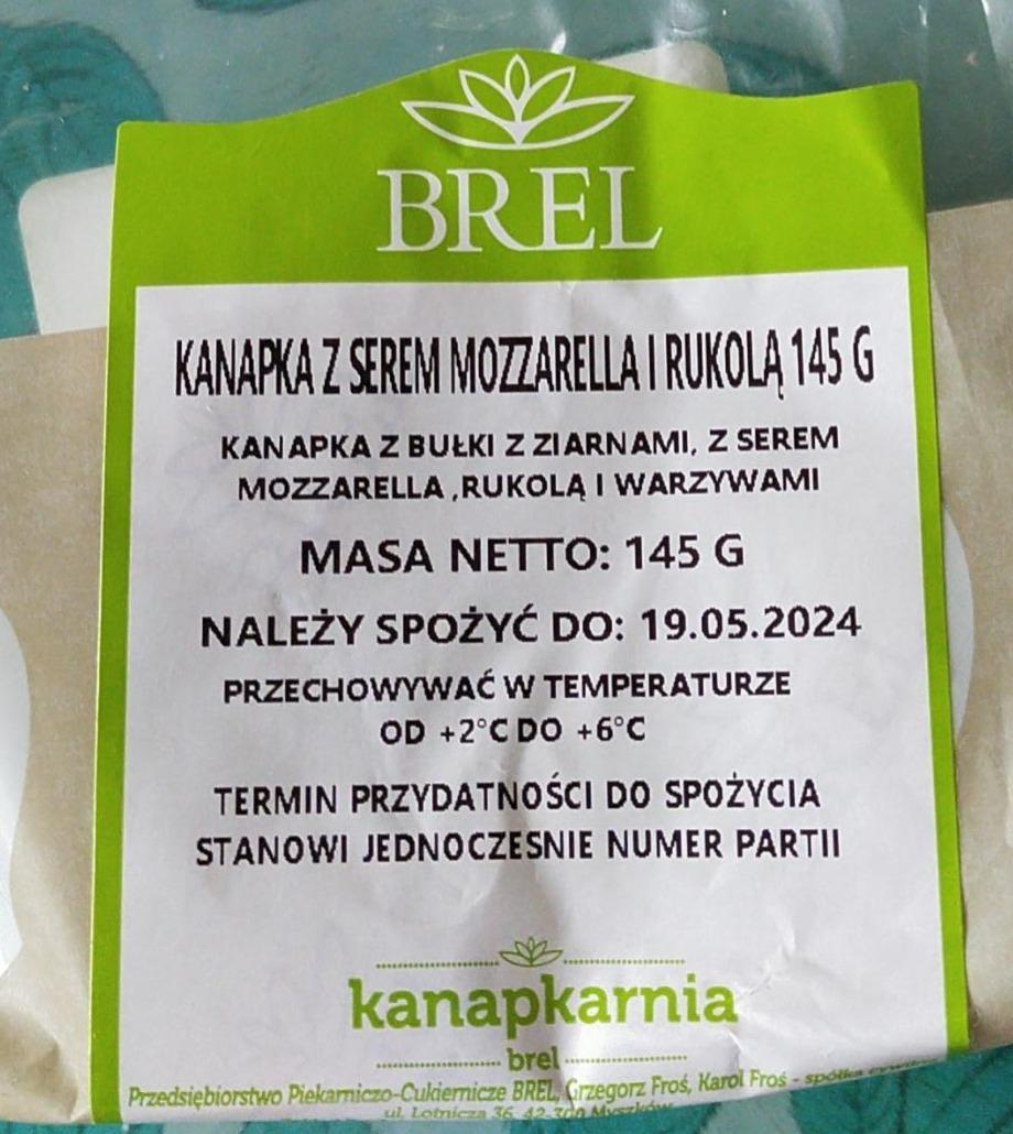 Zdjęcia - Kanapka z serem mozzarella i rukolą Brel