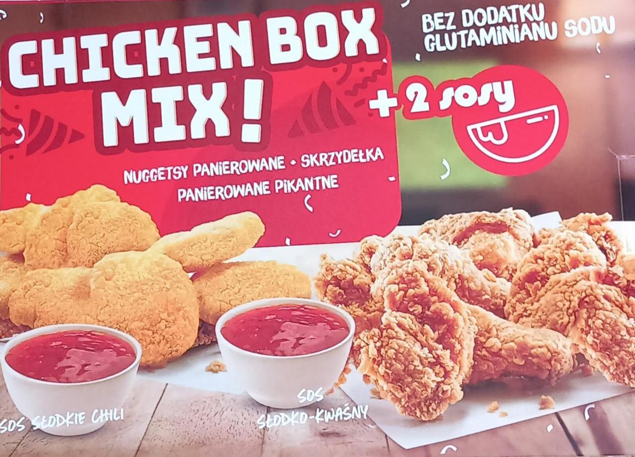 Zdjęcia - Nuggetsy panierowane skrzydełka panierowane pikantne Chicken box mix - skrzydełka